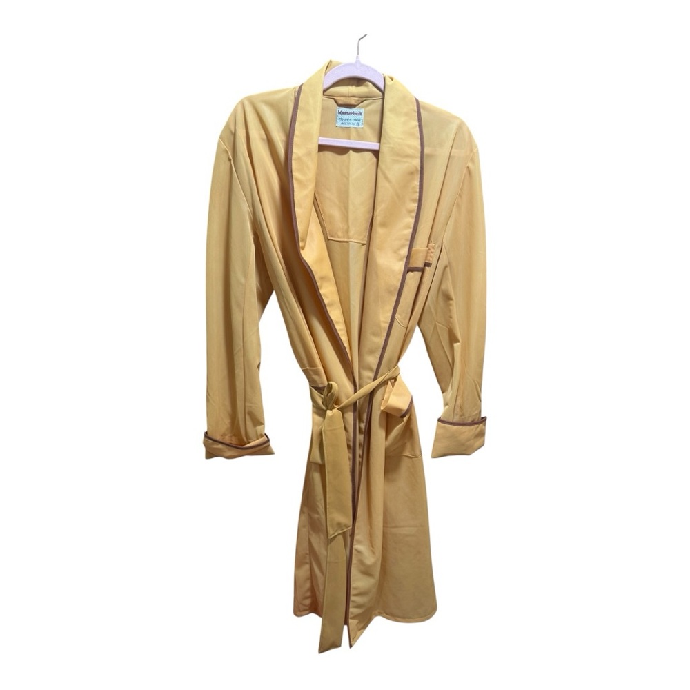 Vintage 1960 Masterbuilt 100% Nylon Robe Housecoat Pantone Yellow